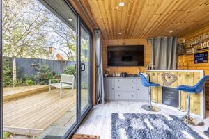 Photo 19- click for photo gallery